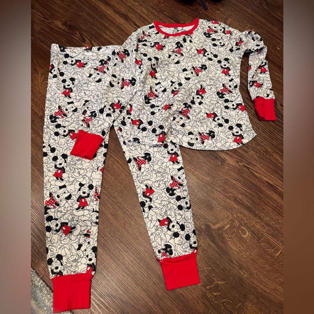 Pajamas with Red and Black Mickey Minnie Print